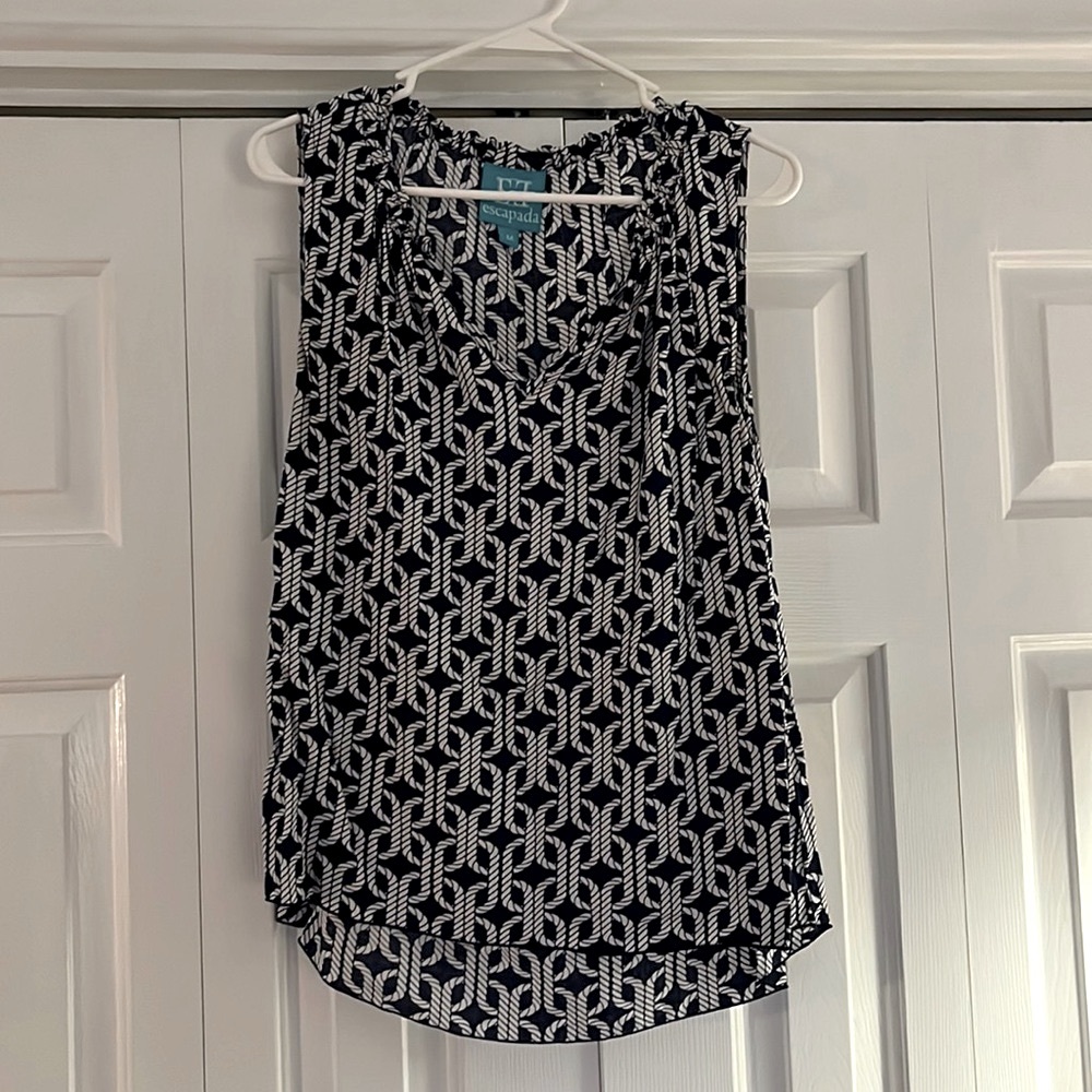 Escapada Sleeveless Top